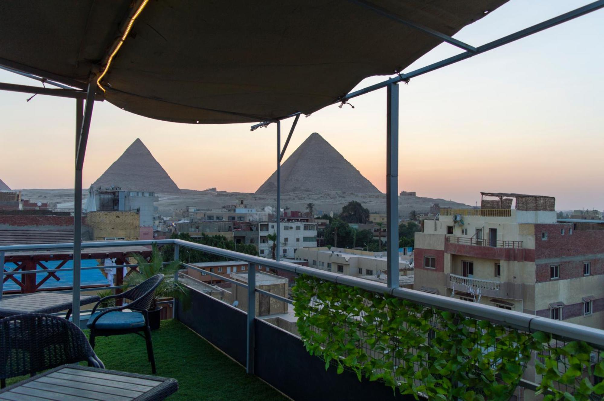 The Pyramids Gate Inn Kafret el-Gabal エクステリア 写真