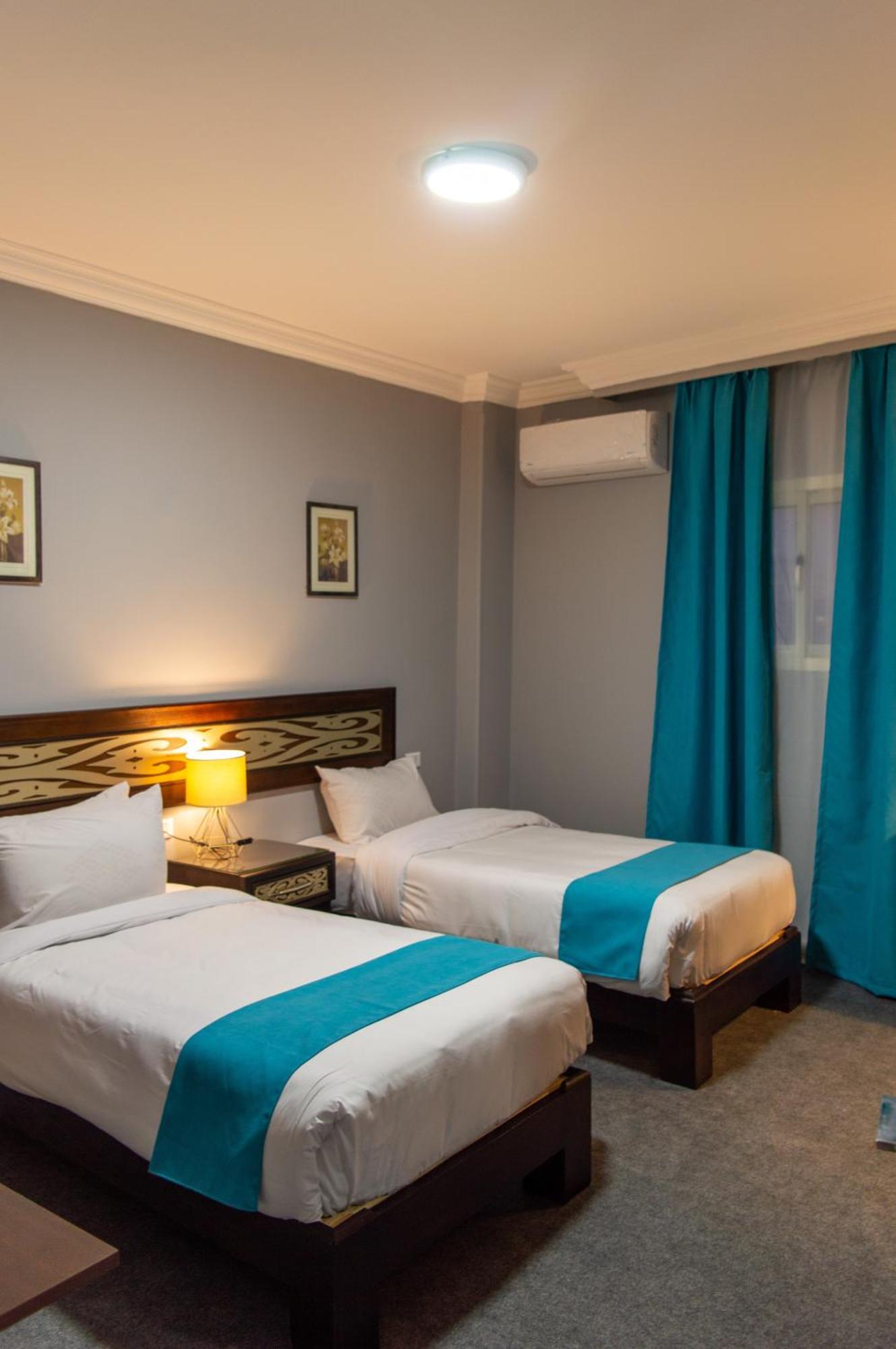 The Pyramids Gate Inn Kafret el-Gabal エクステリア 写真