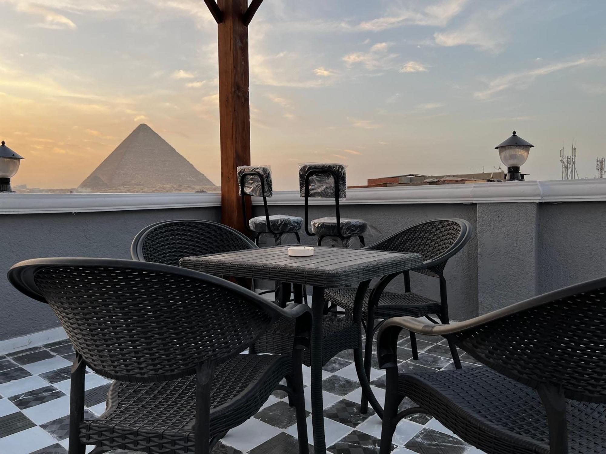 The Pyramids Gate Inn Kafret el-Gabal エクステリア 写真
